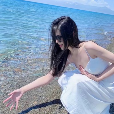 赤裸的美奈子